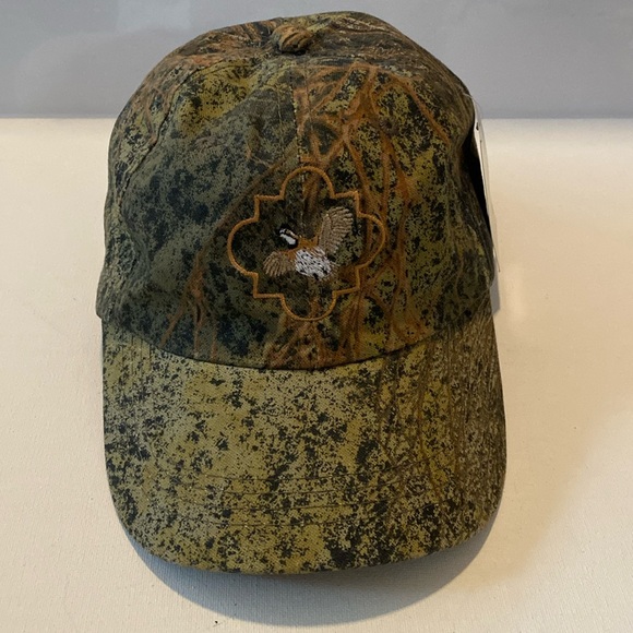NWT Quail Camo hat by Mossy Oak for Park Cities Quail - Picture 4 of 12